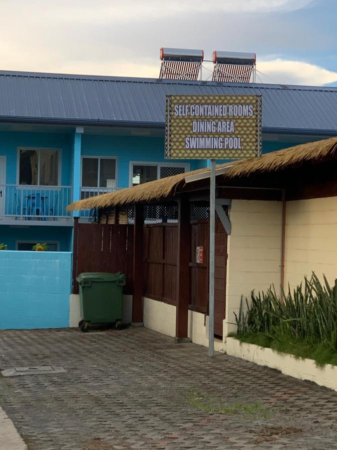 Alec'S Hotel Апиа Екстериор снимка